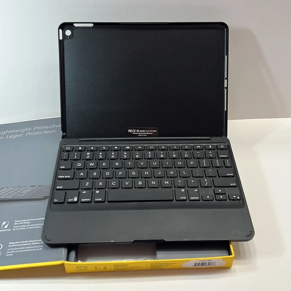 Keyboard case for iPad Air 2